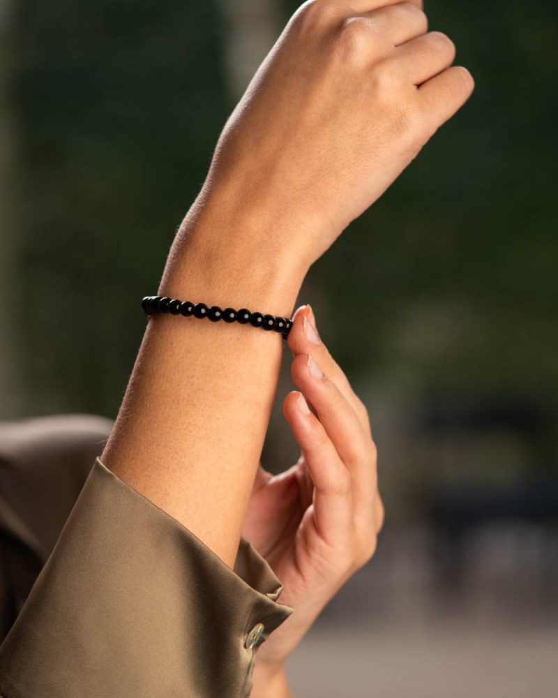 womens using jewlery 925 from DEMARCA, mulheres a usar joias em prata 925 DEMARCA